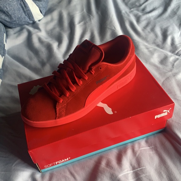 Classic Pumas - Picture 4 of 4